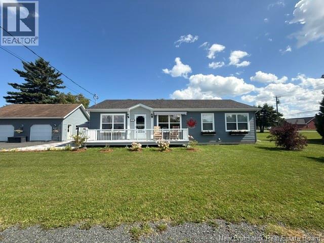 557 Chaleur Street - Image 26