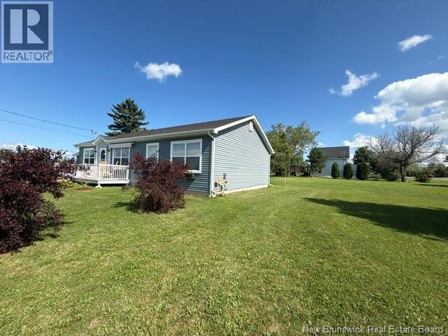 557 Chaleur Street - Image 28