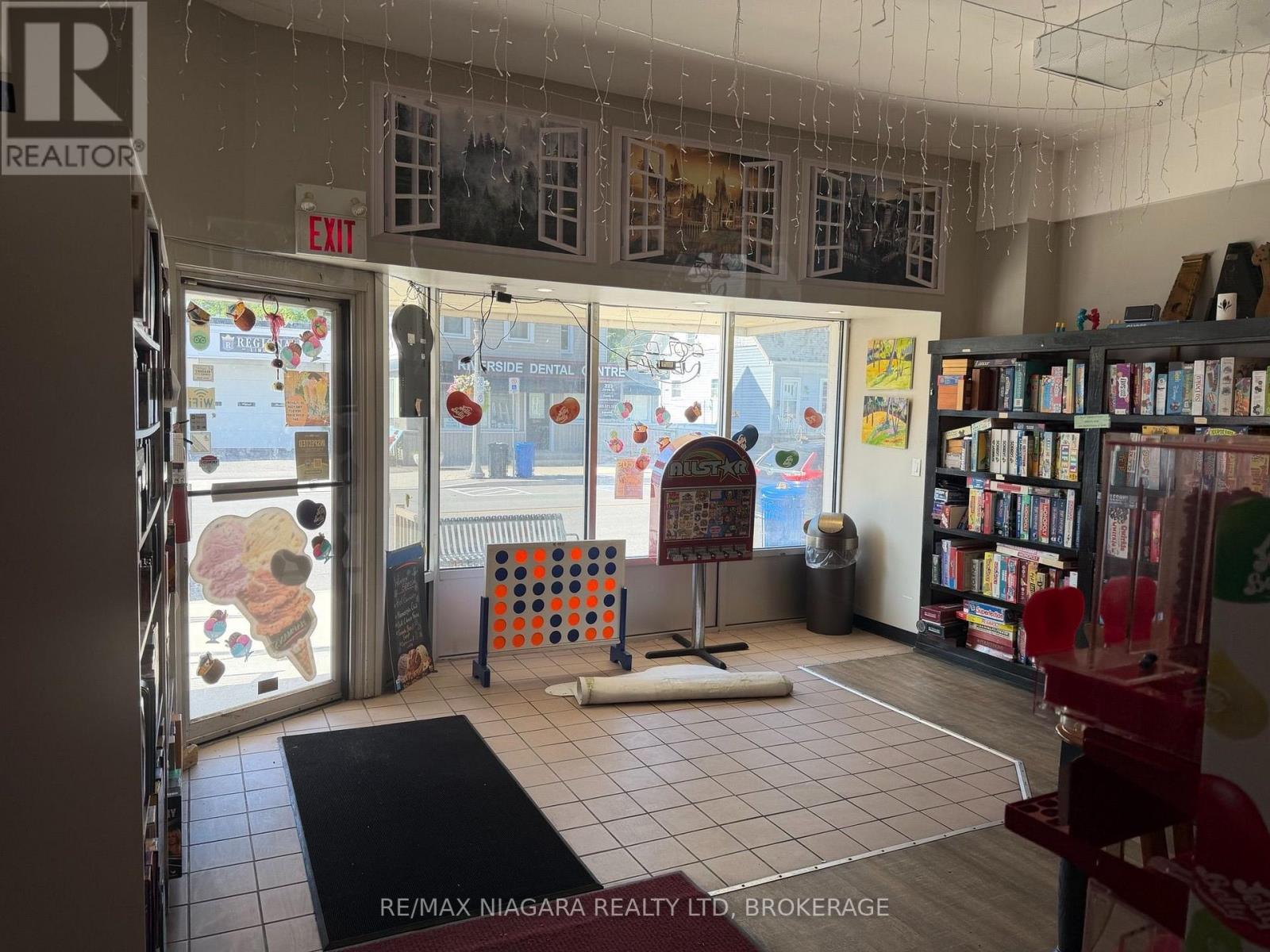 #3 206 Jarvis Street, Fort Erie (Central), Ontario, L2A2S5, Fort Erie (Central), Ontario — photo 2 of 5