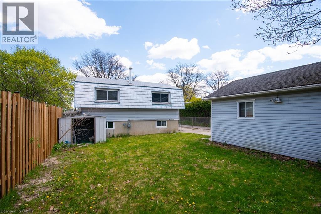 87 CHRISTOPHER Drive - Image 32