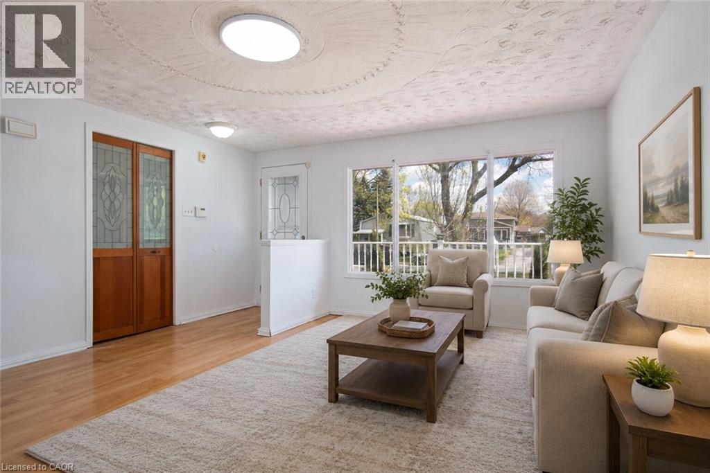 87 CHRISTOPHER Drive - Image 9