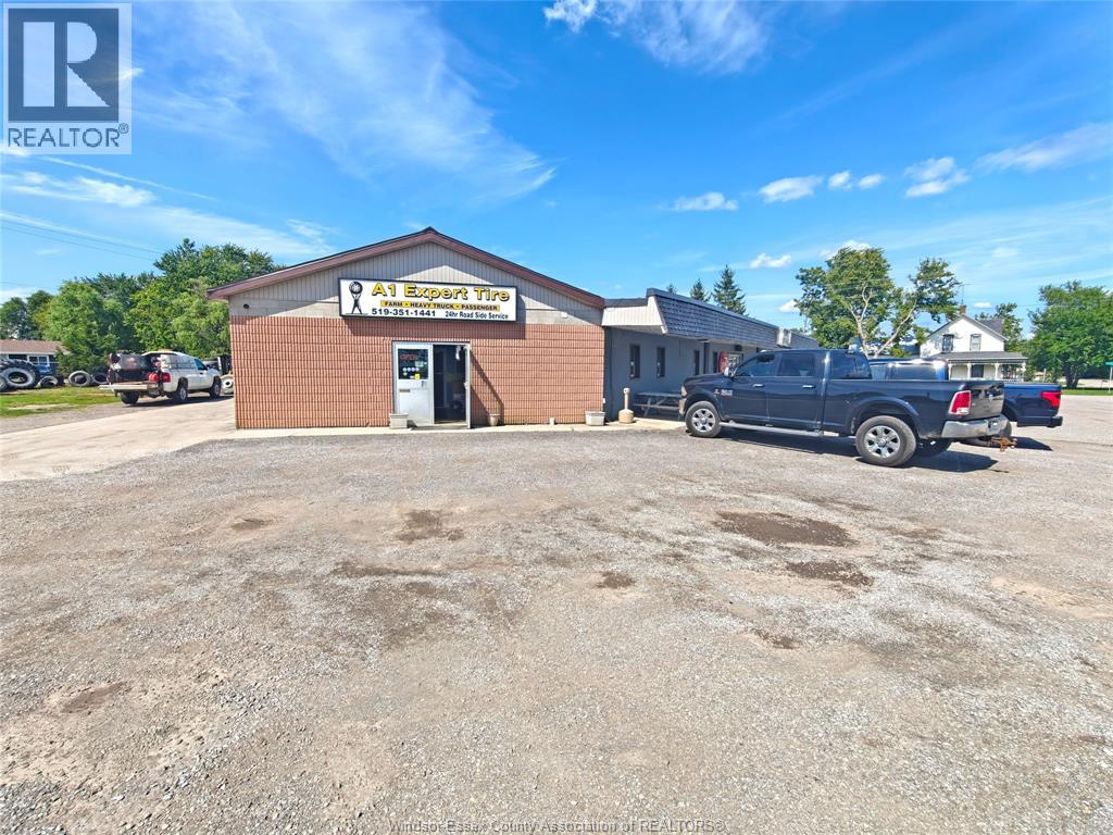 21006 CHARING CROSS, Charing Cross, Ontario, N0P1G0, Charing Cross, Ontario — photo 2 of 5