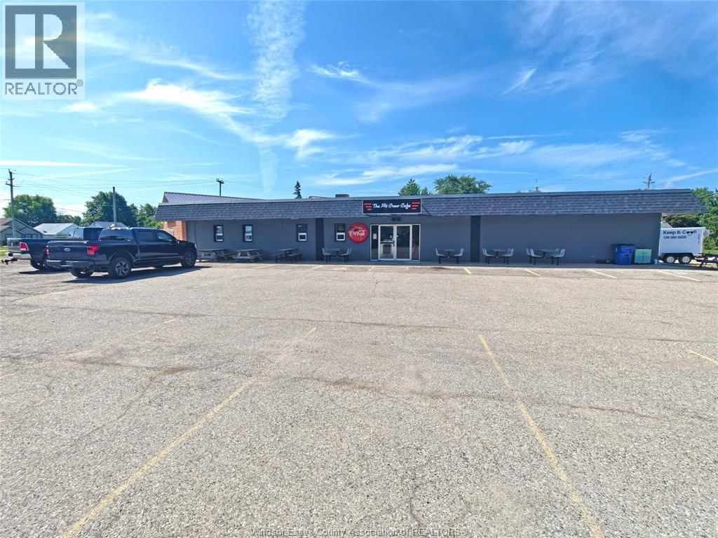 21006 CHARING CROSS, Charing Cross, Ontario, N0P1G0, Charing Cross, Ontario — photo 3 of 5