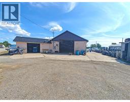 21006 Charing Cross, Charing Cross, ON N0P1G0 Photo 7