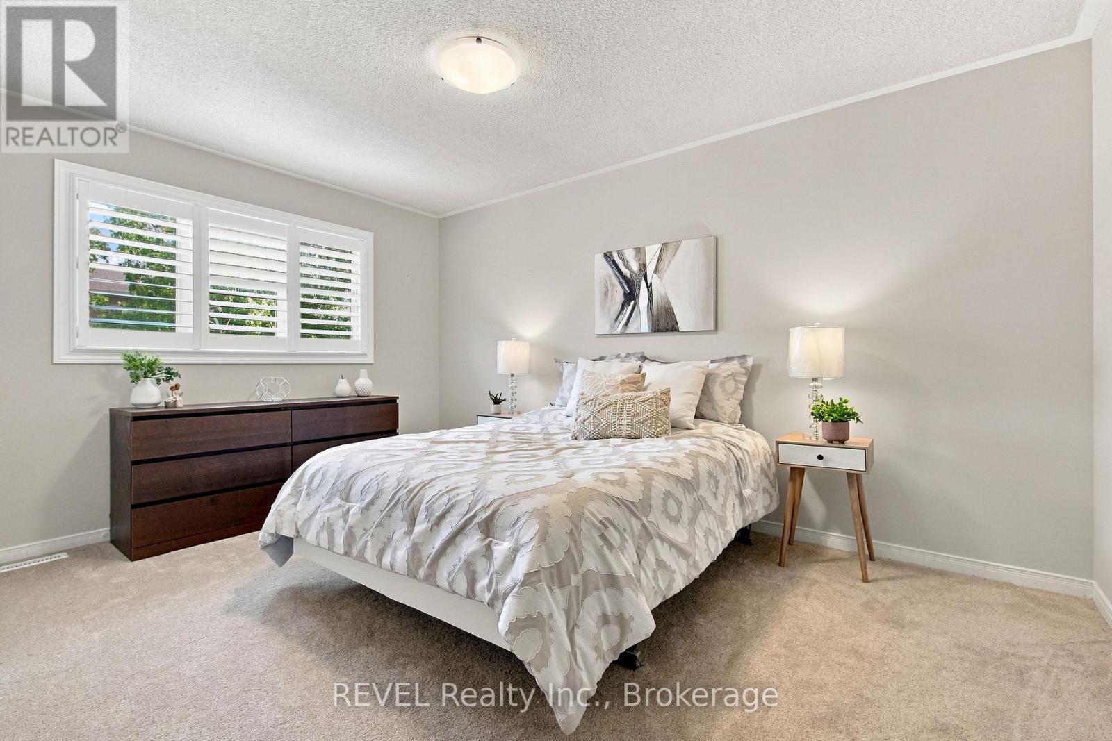28 FALSTAFF CRESCENT - Image 24
