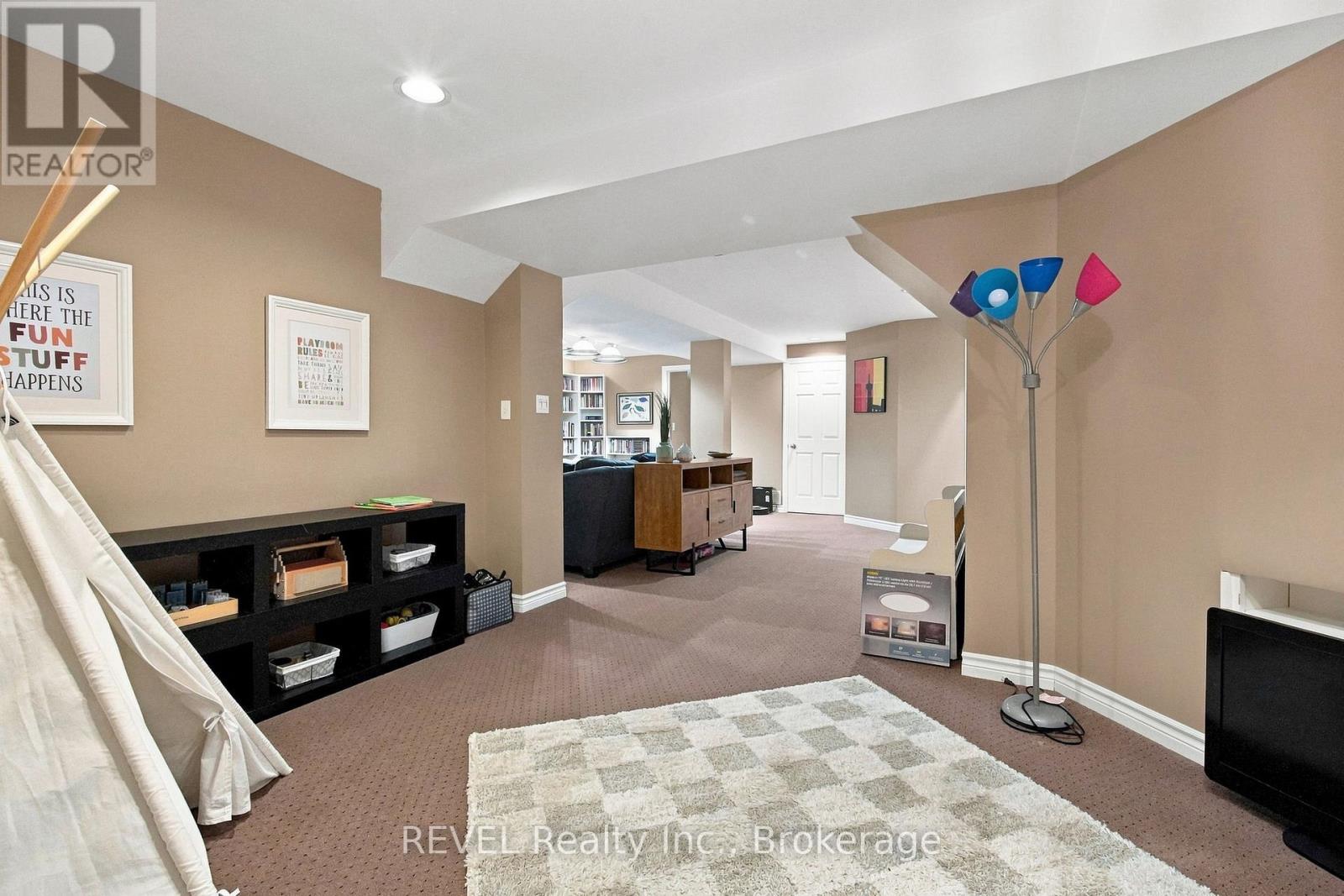 28 FALSTAFF CRESCENT - Image 31