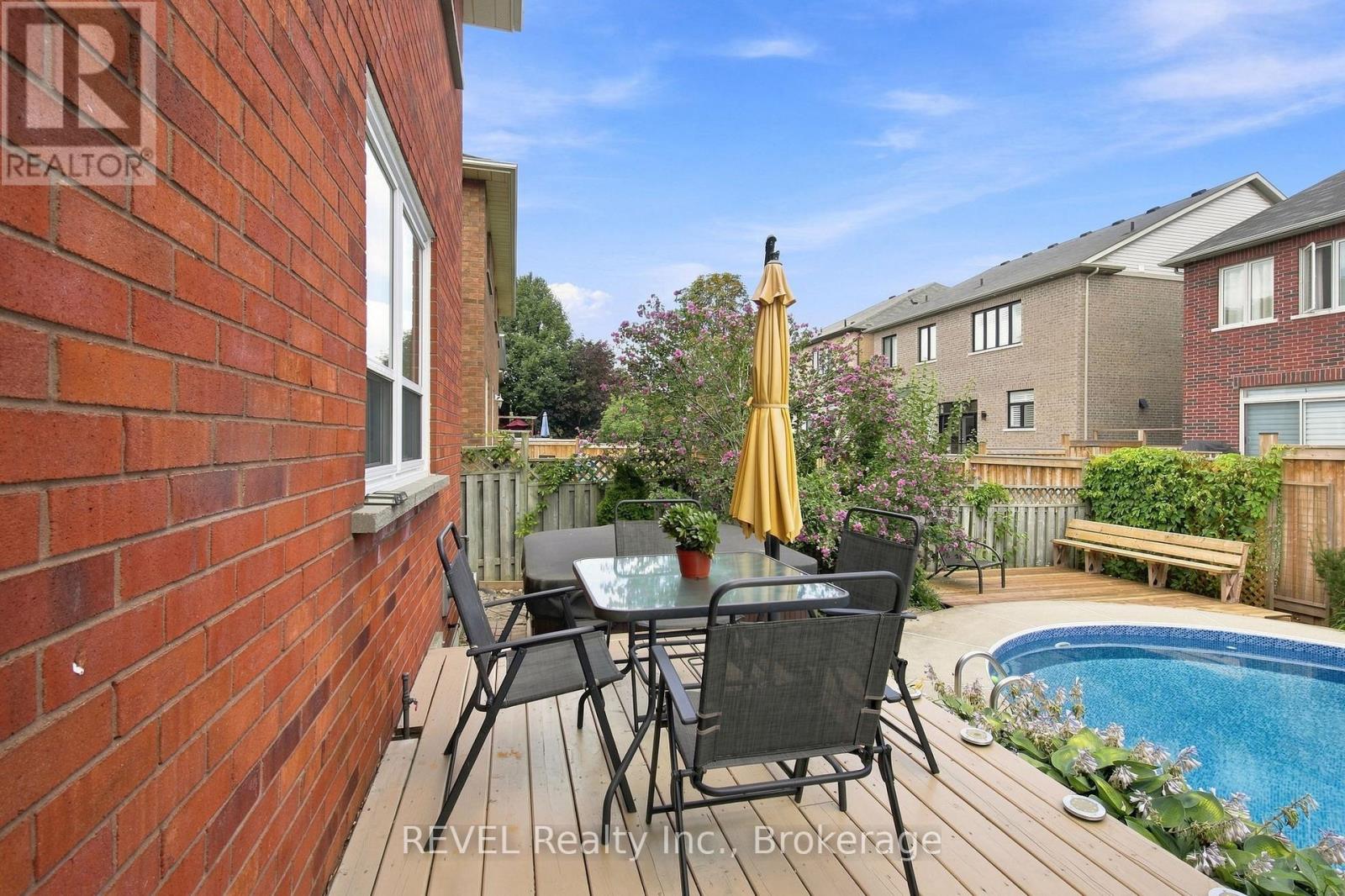 28 FALSTAFF CRESCENT - Image 44