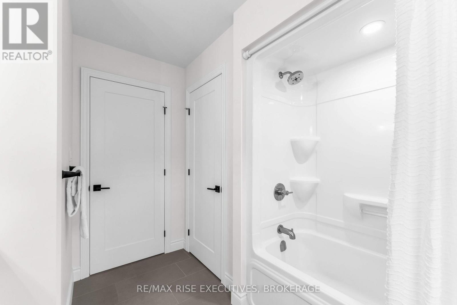 232 MILL POND PLACE - 31