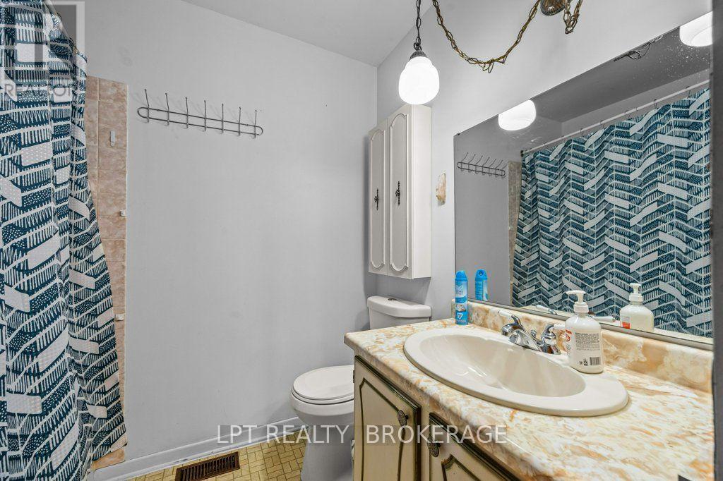 785 ALLUM AVENUE - 16