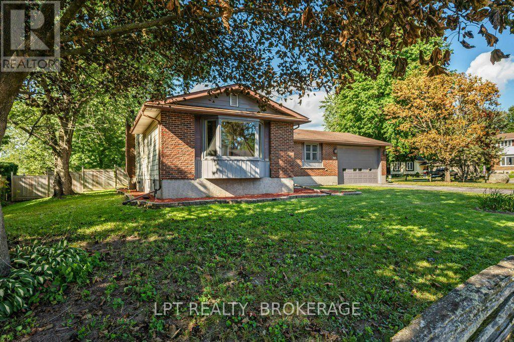 785 ALLUM AVENUE - 2