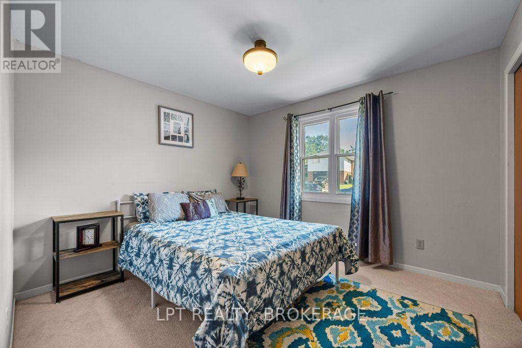 785 ALLUM AVENUE - Image 24