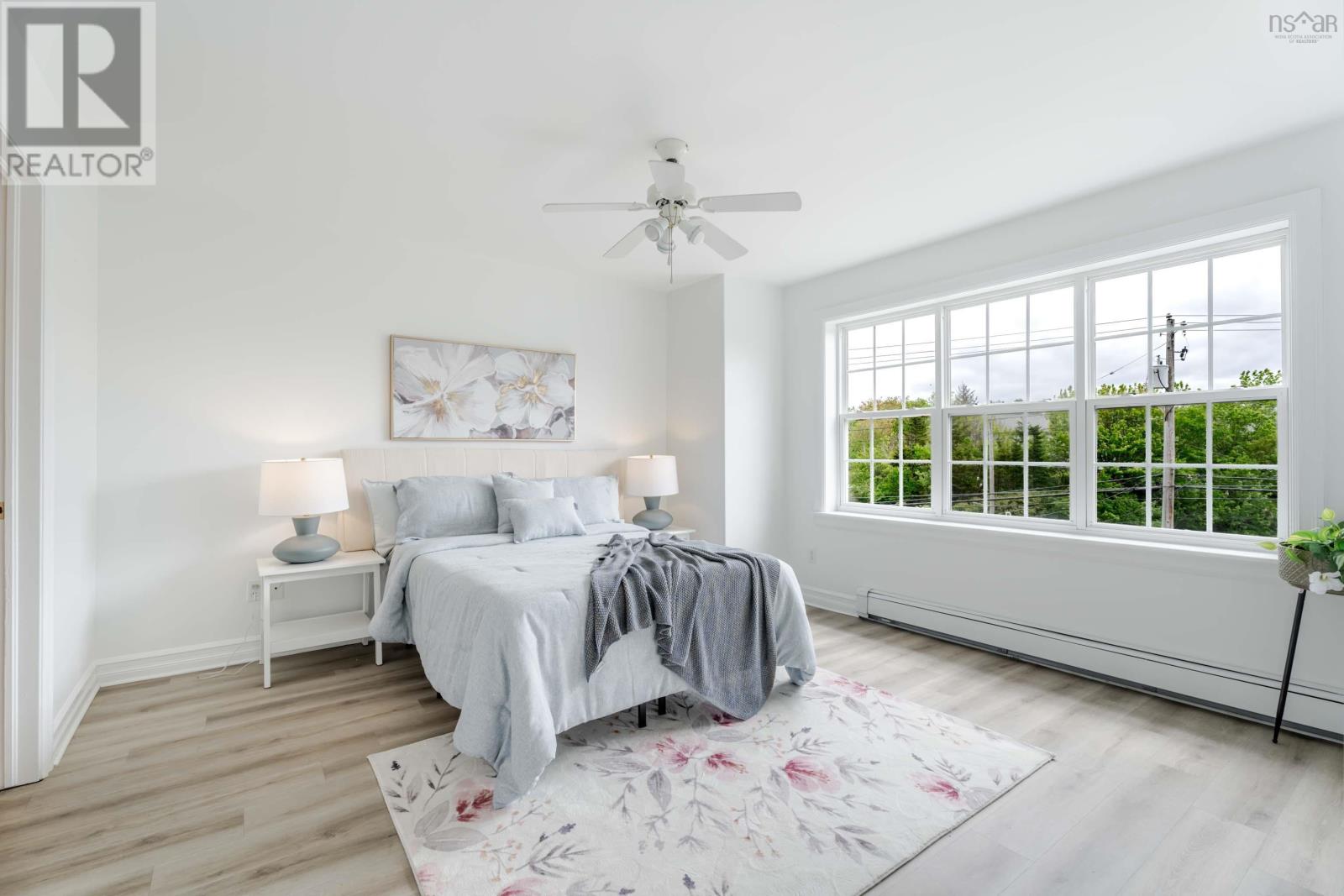 560 Parkland Drive - 28