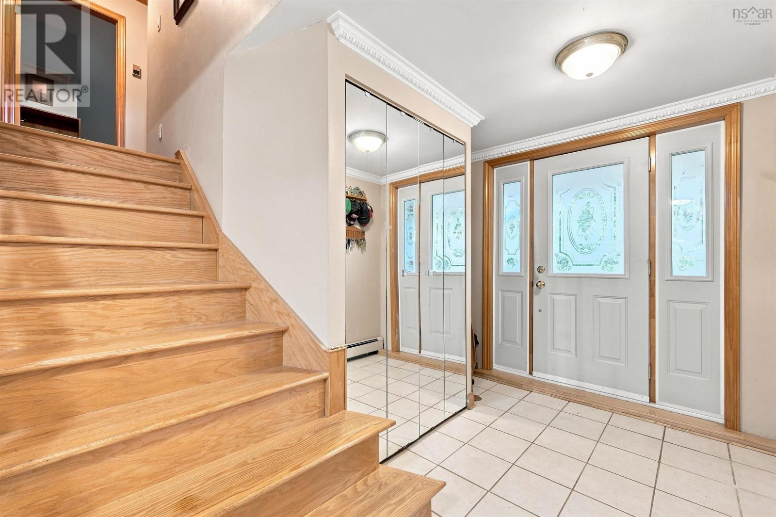 Property 2 of 37 of 204 High Street