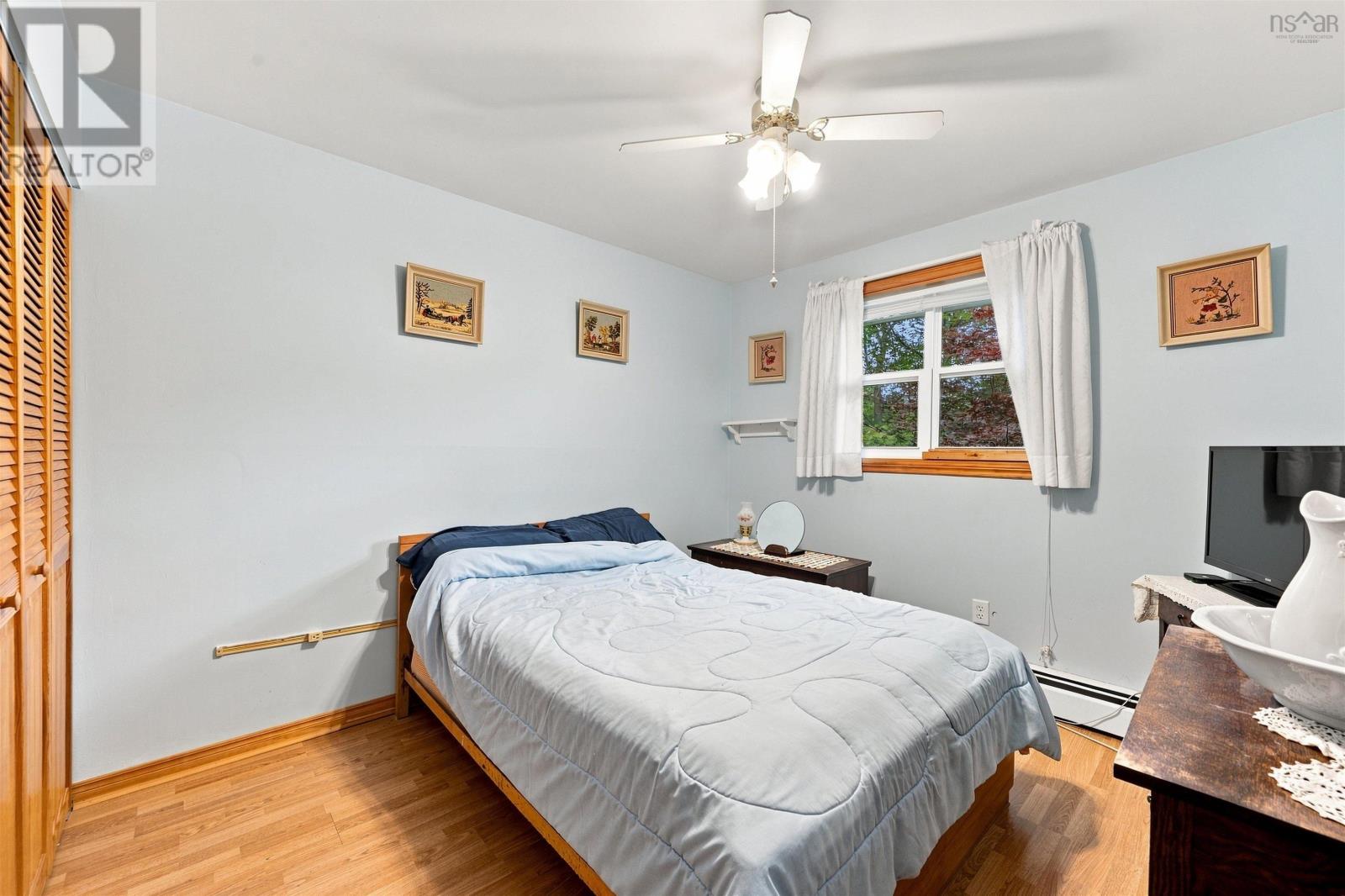 204 High Street - 23