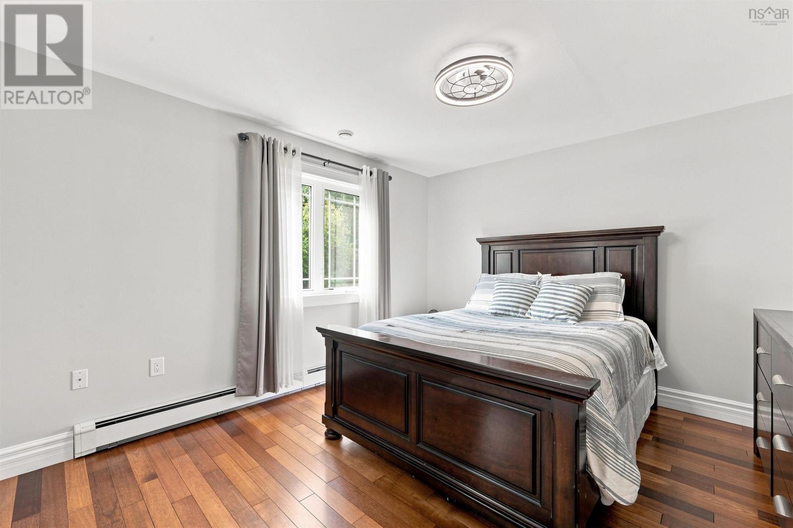 Property 22 of 48 of 118 Palmer Road
