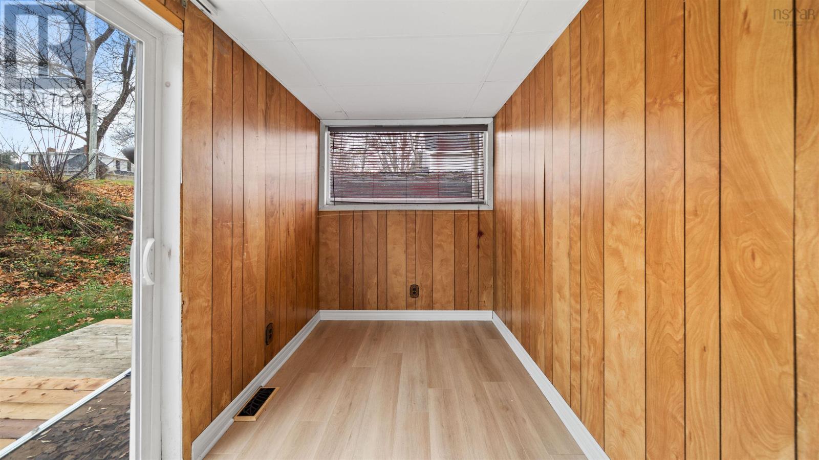 62 Maple Avenue - 29