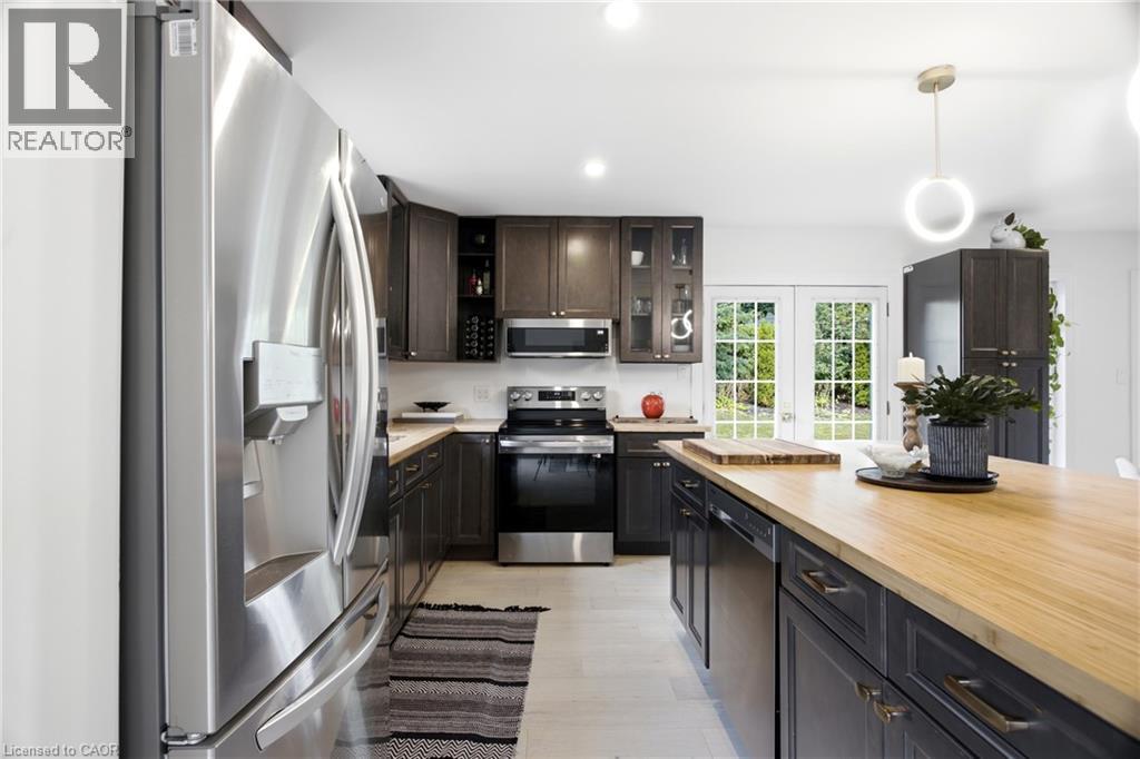 416 CLAIRBROOK Crescent - 9