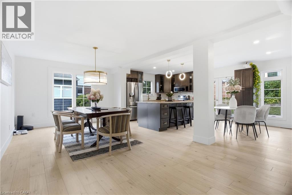 416 CLAIRBROOK Crescent - 7