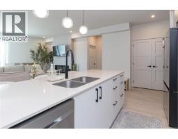 401 958 Pharoah Mews, Langford, BC V9B7A1 Photo 13