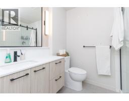 401 958 Pharoah Mews, Langford, BC V9B7A1 Photo 16