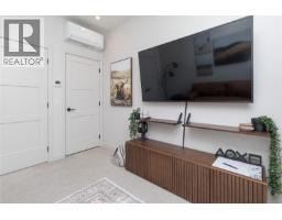 401 958 Pharoah Mews, Langford, BC V9B7A1 Photo 20