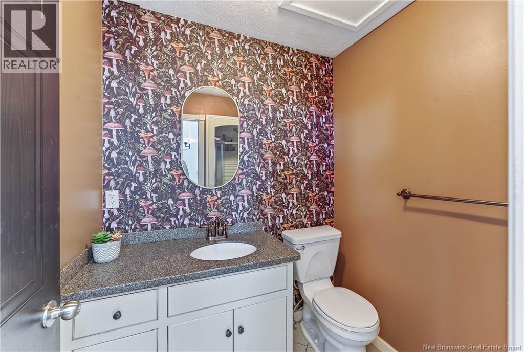 2 Sunset Boulevard - Image 19