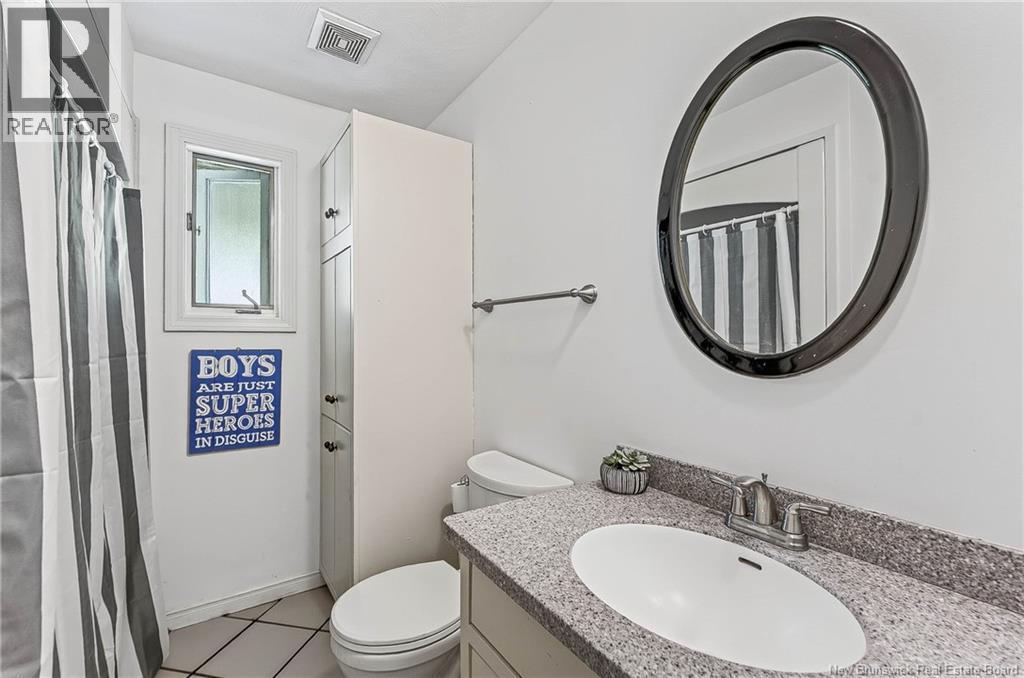 2 Sunset Boulevard - Image 38