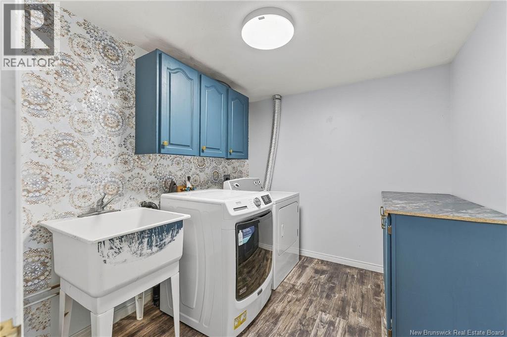 2 Sunset Boulevard - Image 41