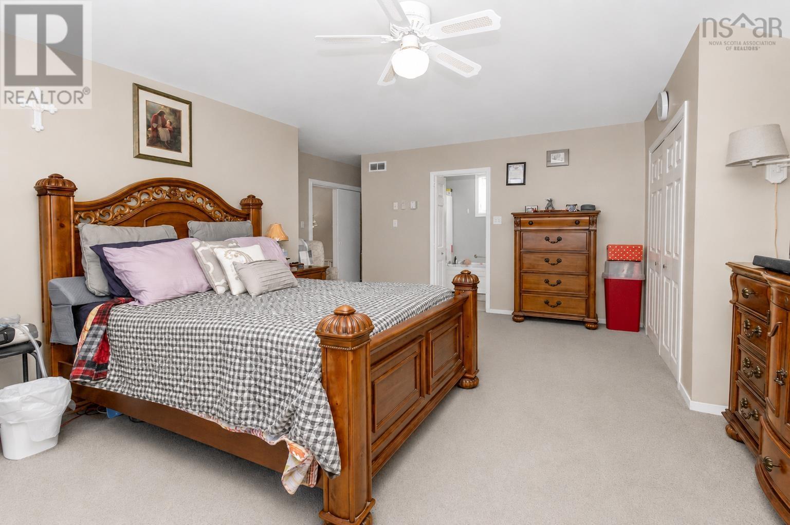 488 Purves Street - 23