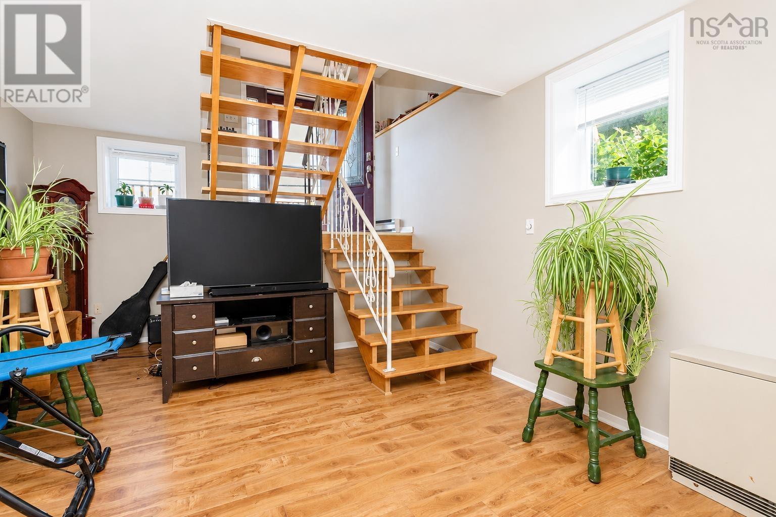488 Purves Street - 29