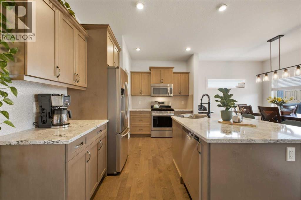 Listing photo – 10 Viceroy Crescent, Olds