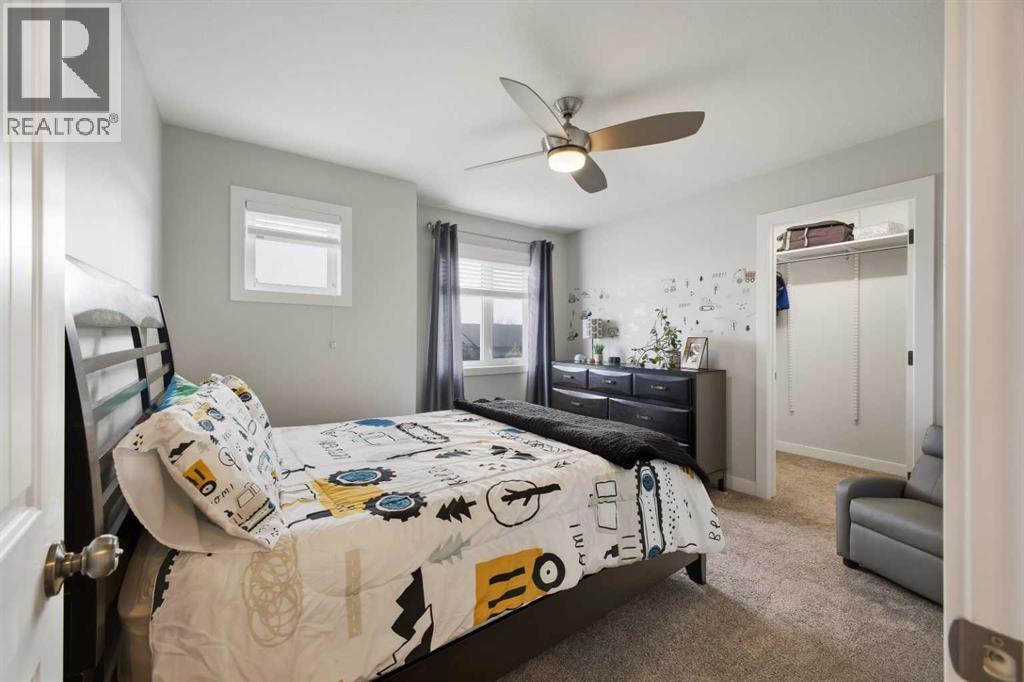 Listing photo – 10 Viceroy Crescent, Olds
