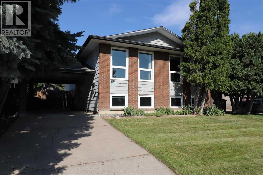 71 Chippewa Crescent W