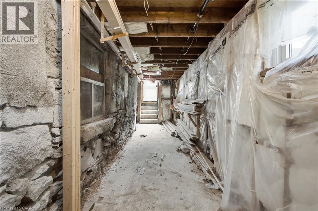 19 GROVE Street - Image 38