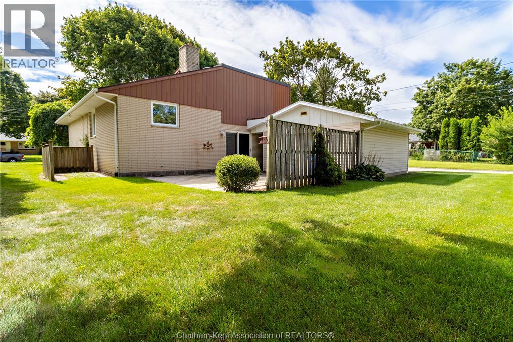 199 TWEEDSMUIR AVENUE East - 42