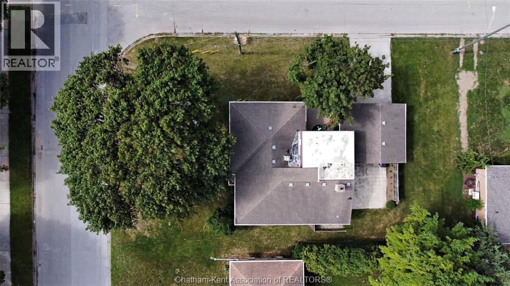 199 TWEEDSMUIR AVENUE East - Image 44