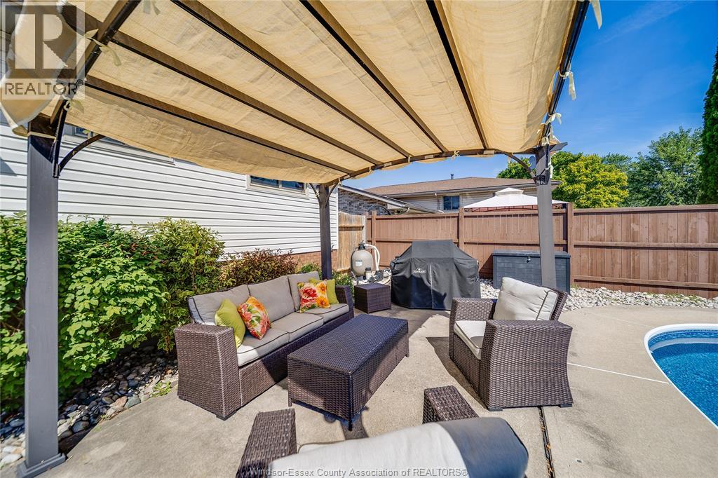 380 WOODRIDGE DRIVE - Image 30