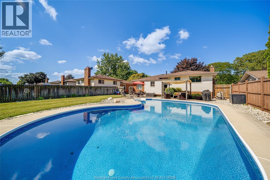 380 WOODRIDGE DRIVE - Image 31