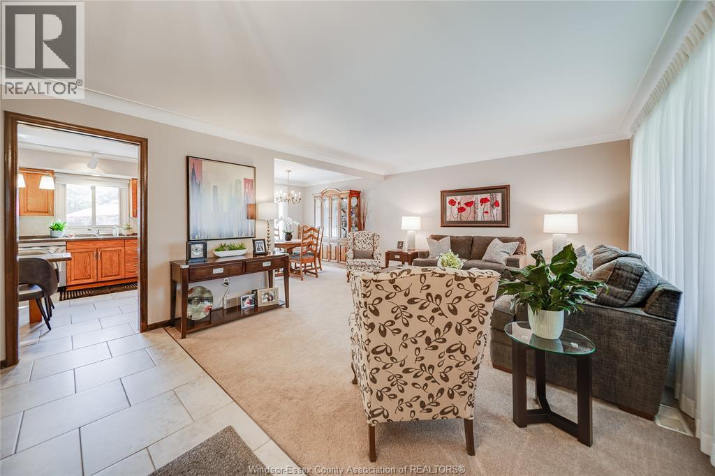 380 WOODRIDGE DRIVE - Image 4