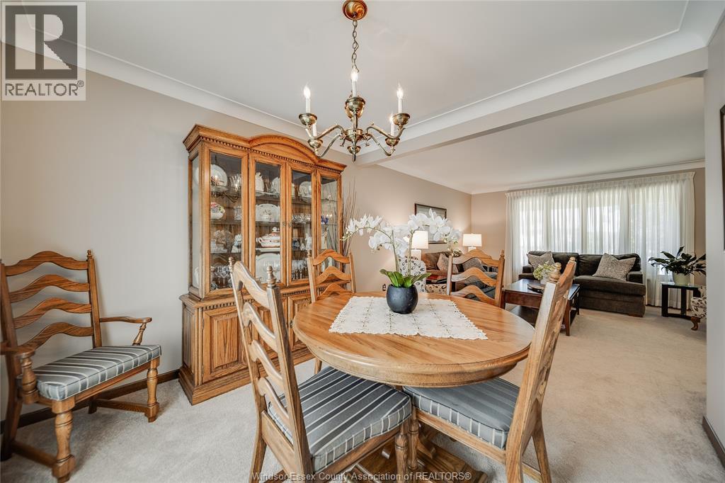 380 WOODRIDGE DRIVE - Image 8