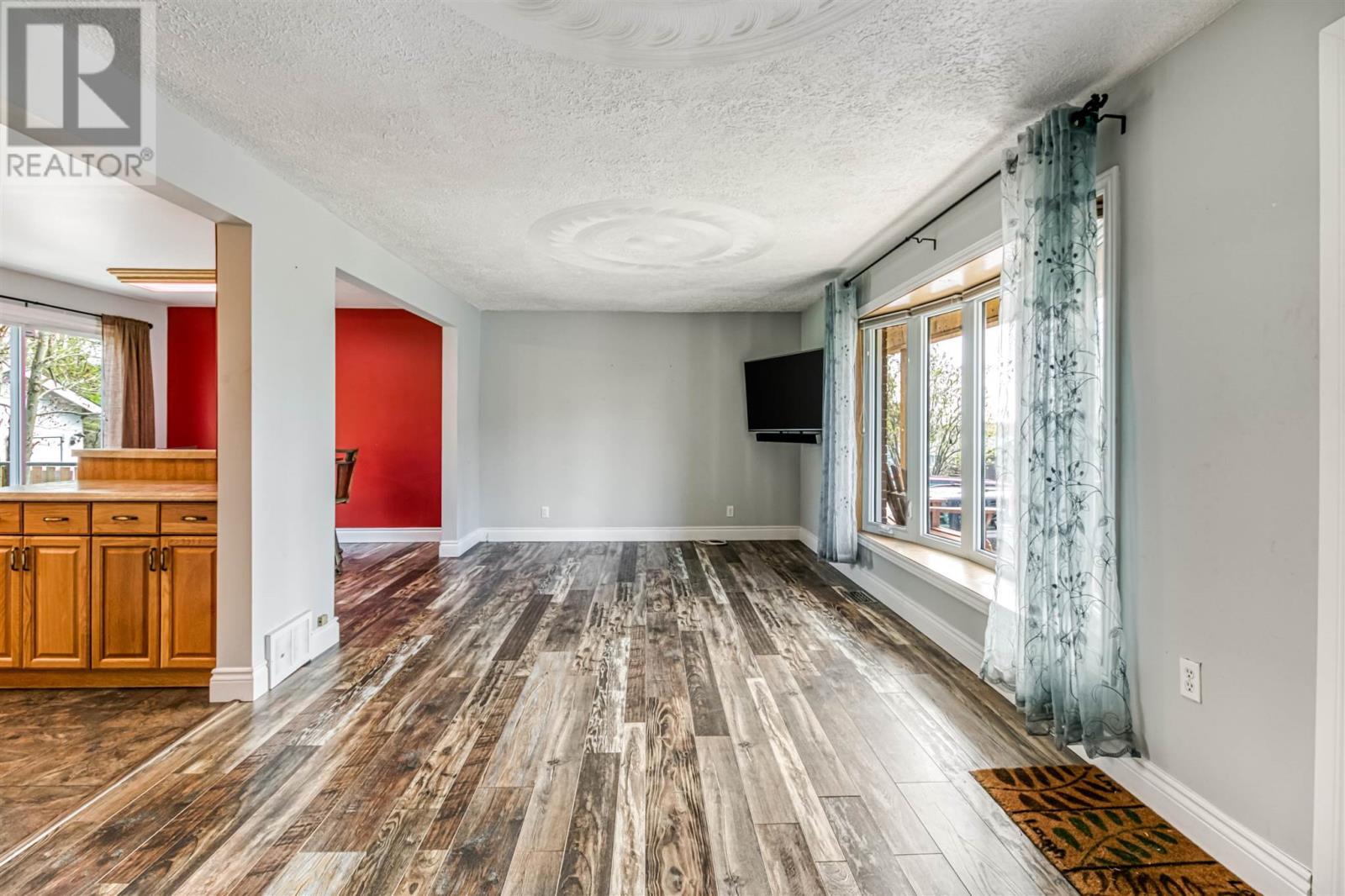 59 Hirshhorn AVE - Image 10