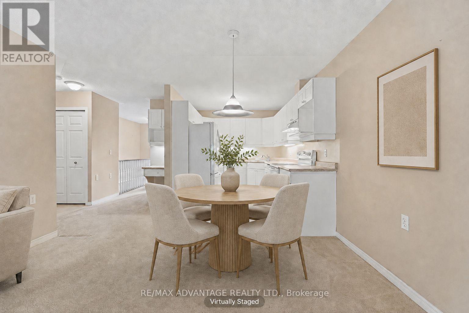 #18 122 SHERWOOD FOREST SQUARE - 18