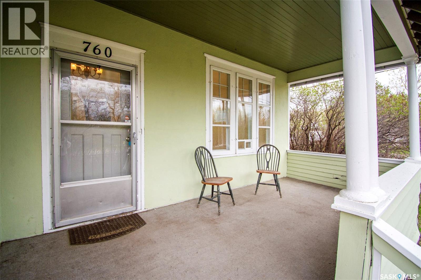760 James STREET N - Image 4