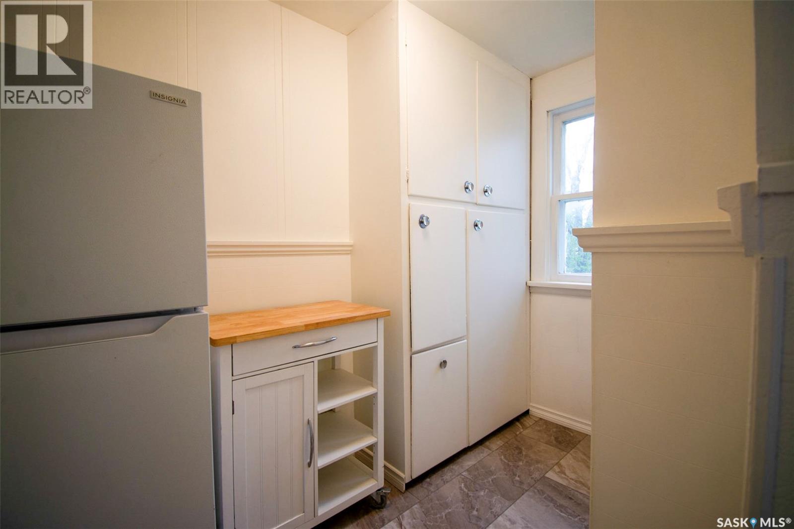 760 James STREET N - 23