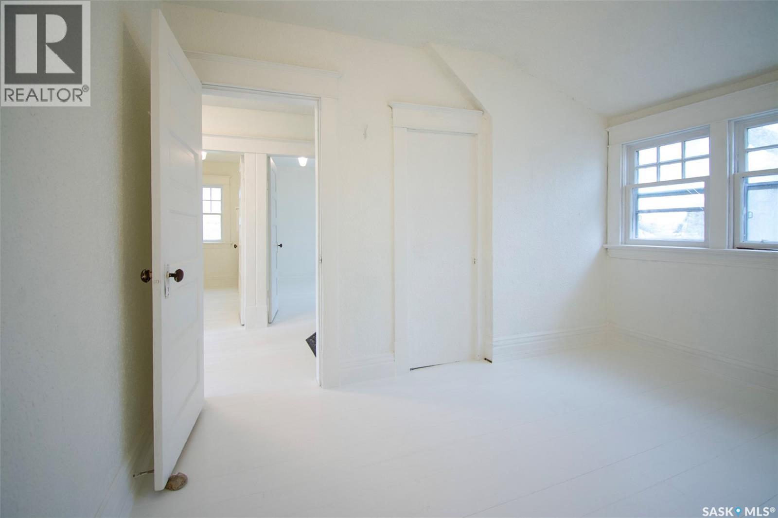 760 James STREET N - Image 37