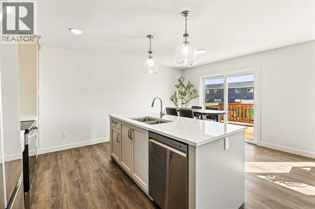Listing photo – 130 Norseman Close, Penhold