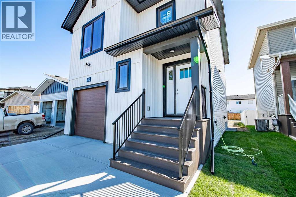 Listing photo – 130 Norseman Close, Penhold