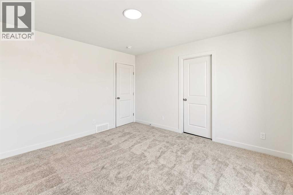 Listing photo – 130 Norseman Close, Penhold