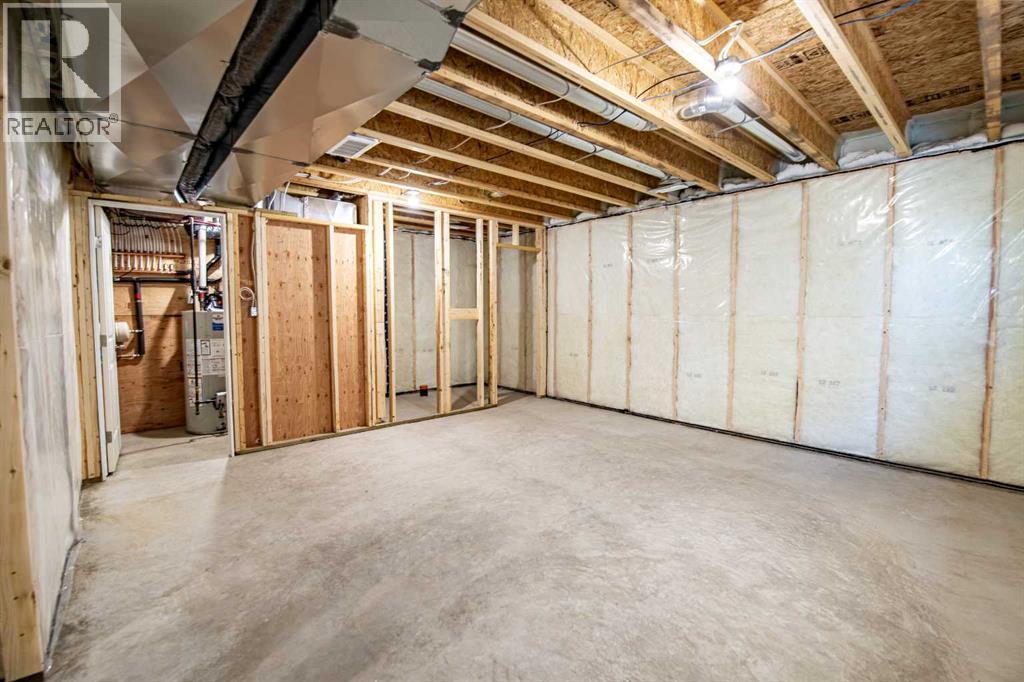 Listing photo – 130 Norseman Close, Penhold