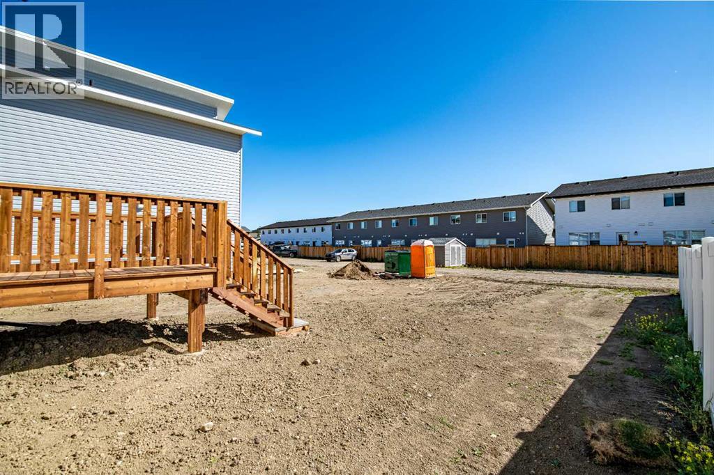 Listing photo – 130 Norseman Close, Penhold